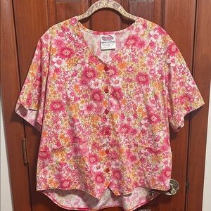 Pink Floral Button-Front Women’s Scrub Top